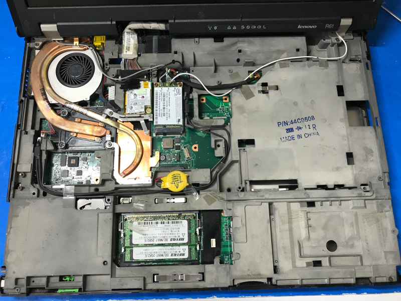 Lenovo ThinkPad R61 CPUファン交換 - サポート記録 - PCフィールド｜新潟上越妙高のパソコン・iPhone・スマホ携帯修理店